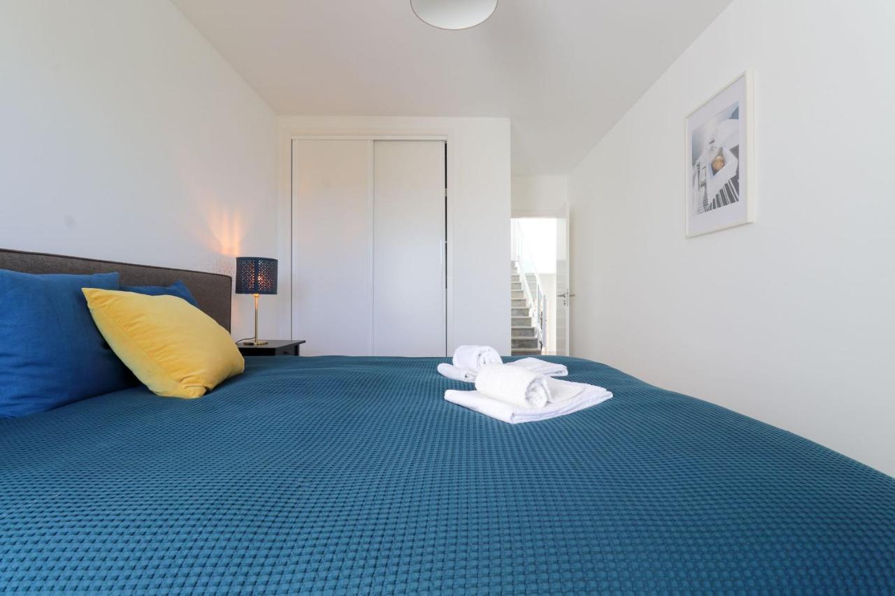 Lovelystay - Divine 3Bdr Duplex House W/ Pool & Garden Patroves Екстер'єр фото