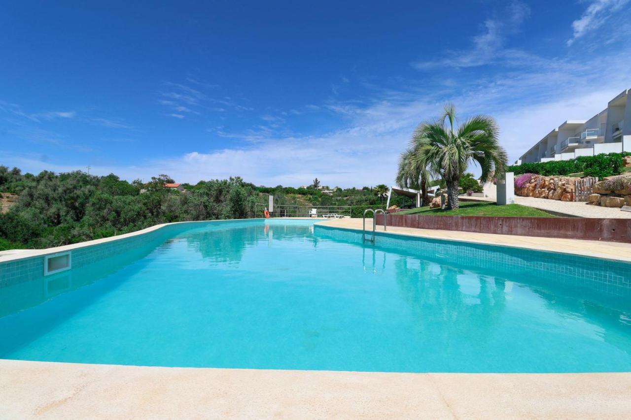 Lovelystay - Divine 3Bdr Duplex House W/ Pool & Garden Patroves Екстер'єр фото